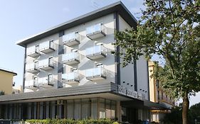 Domingo Hotel